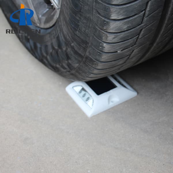 Waterproof Intelligent Road Stud On Discount In Korea